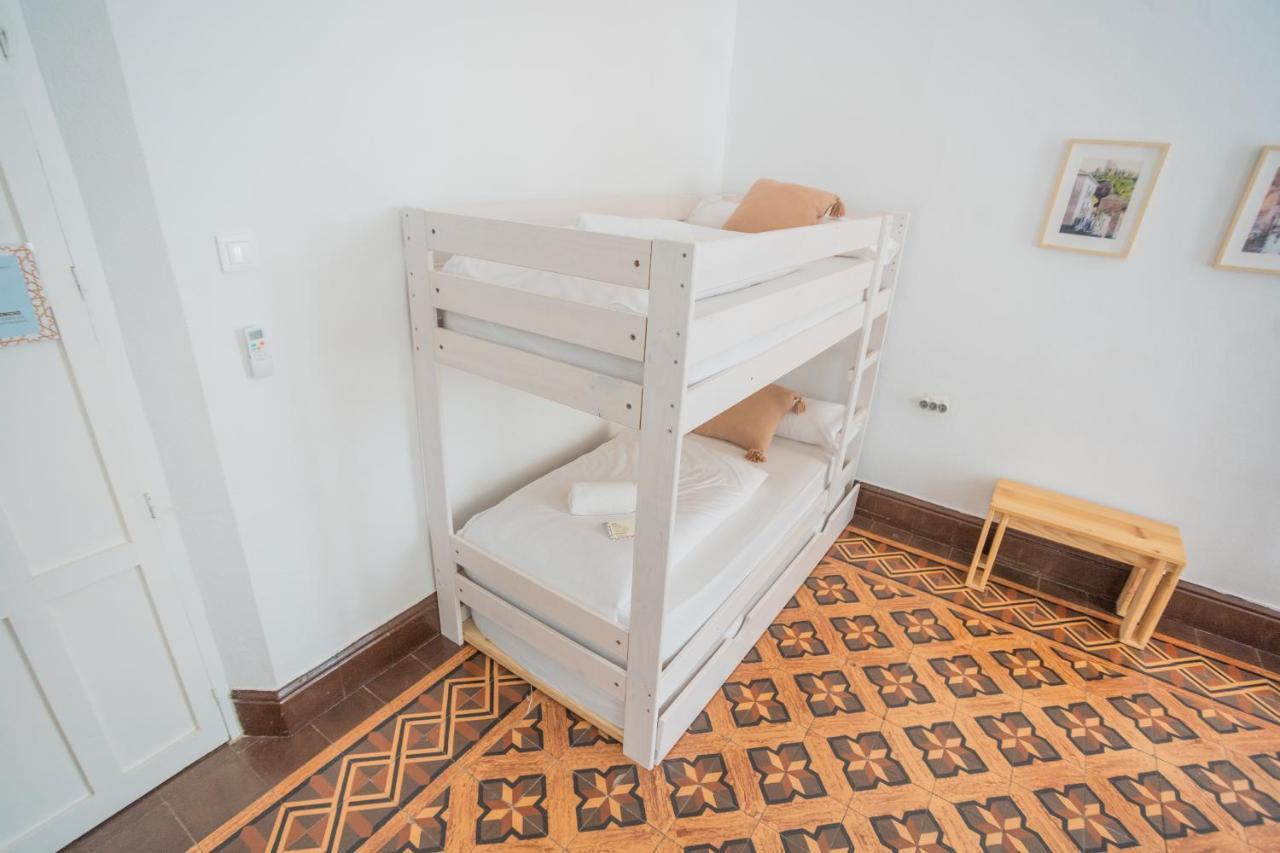 Casa De La Alegria Apartment Granada Ngoại thất bức ảnh